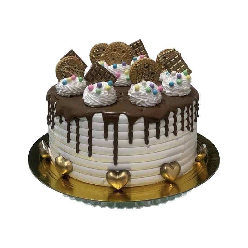 Chocolate Dripping Cake With Hearts Chocolate Dripping Cake With Hearts