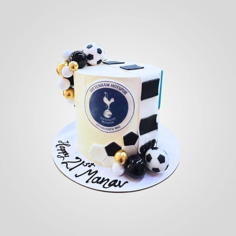 Tottenham Hotspur Cake (1) Tottenham Hotspur Cake