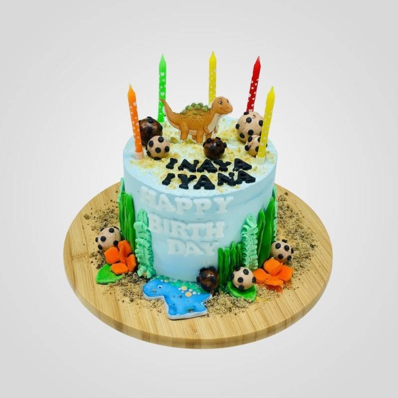 unnamed (2) Dinosaur themed Cake